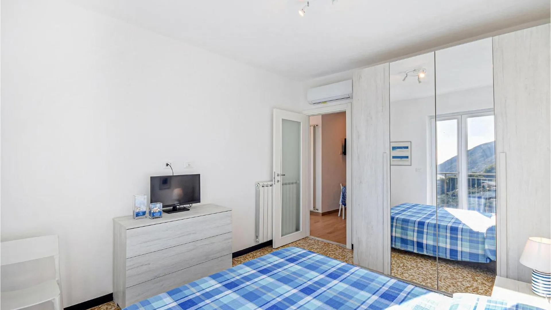 2 Bedroom Pet Friendly Apartment In Recco Italy
